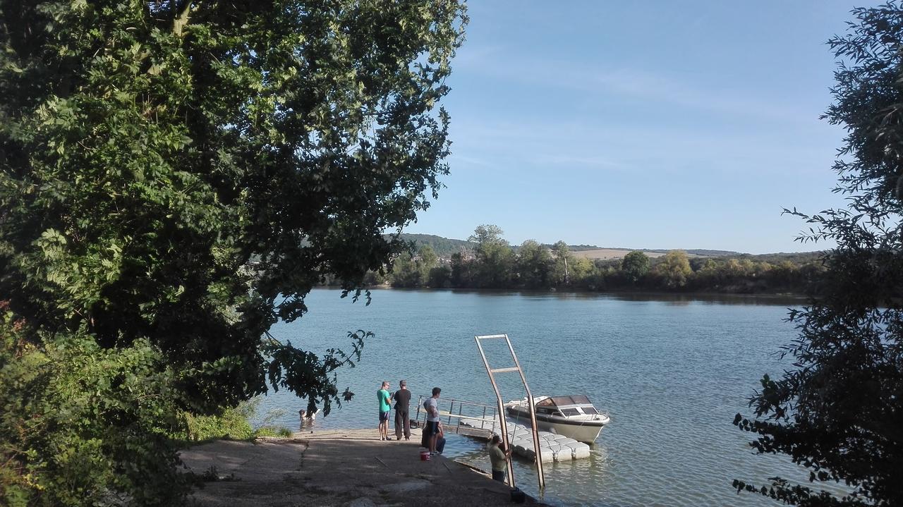 Camping Loisirs Des Groux Mousseaux-sur-Seine Zewnętrze zdjęcie