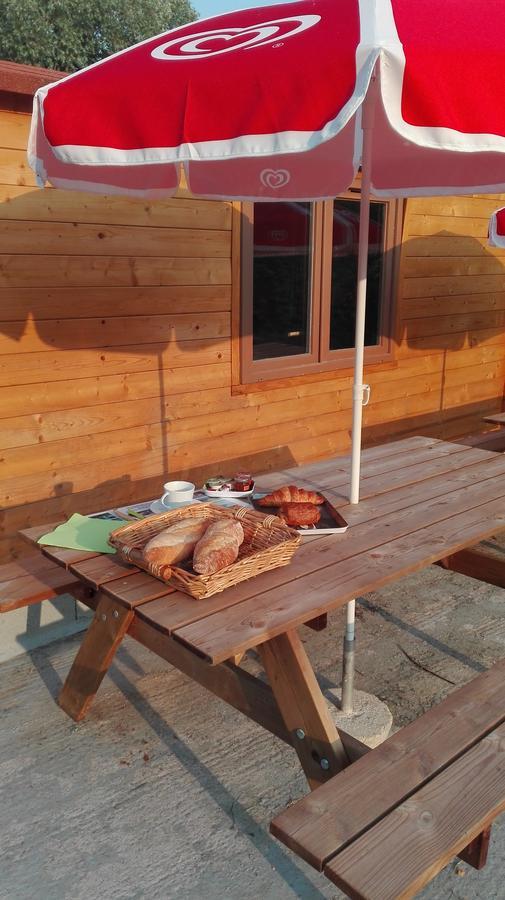 Camping Loisirs Des Groux Mousseaux-sur-Seine Zewnętrze zdjęcie