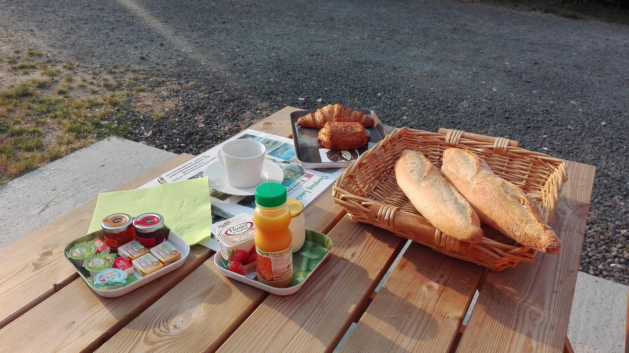 Camping Loisirs Des Groux Mousseaux-sur-Seine Zewnętrze zdjęcie
