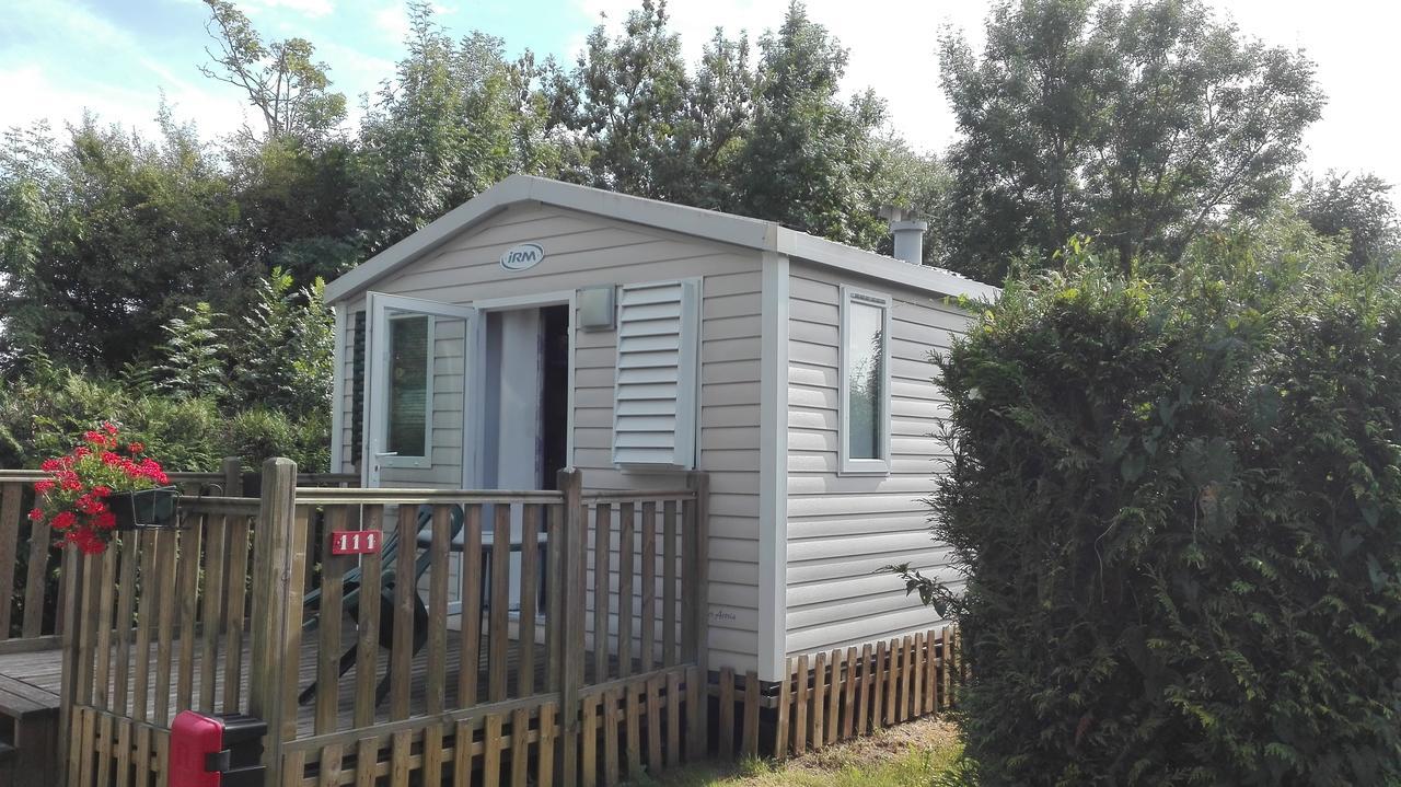 Camping Loisirs Des Groux Mousseaux-sur-Seine Zewnętrze zdjęcie