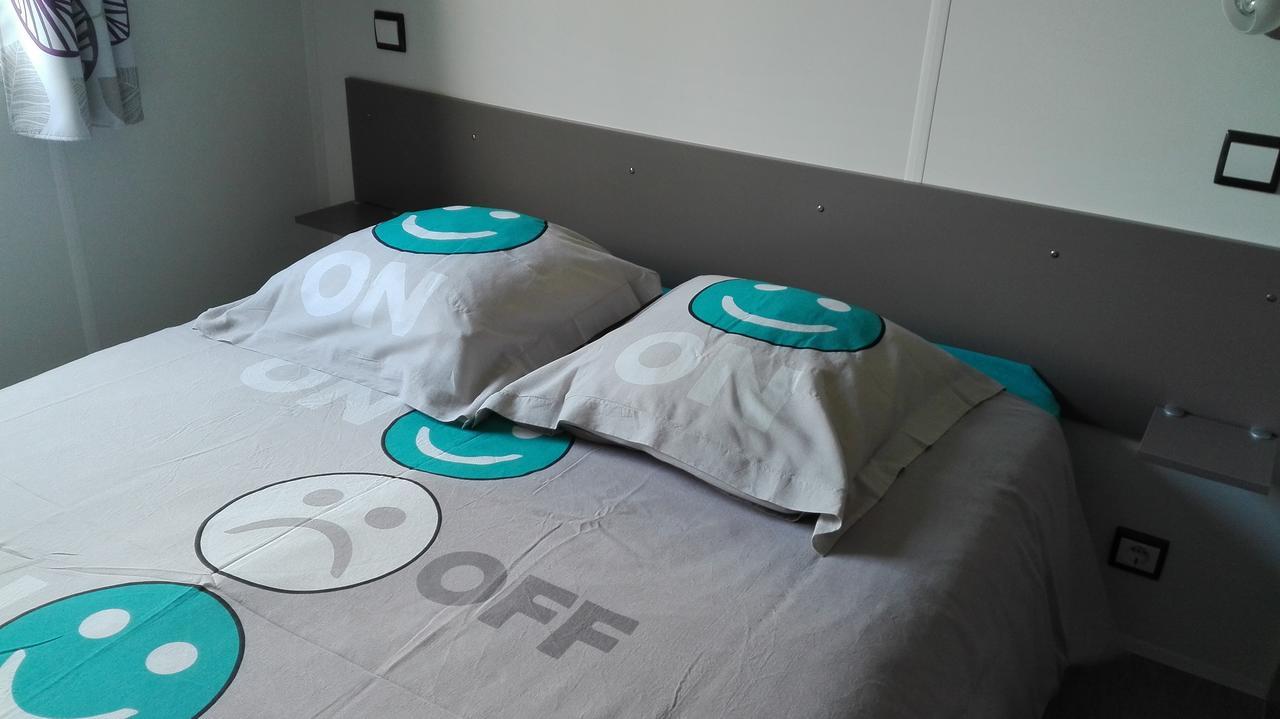 Camping Loisirs Des Groux Mousseaux-sur-Seine Zewnętrze zdjęcie