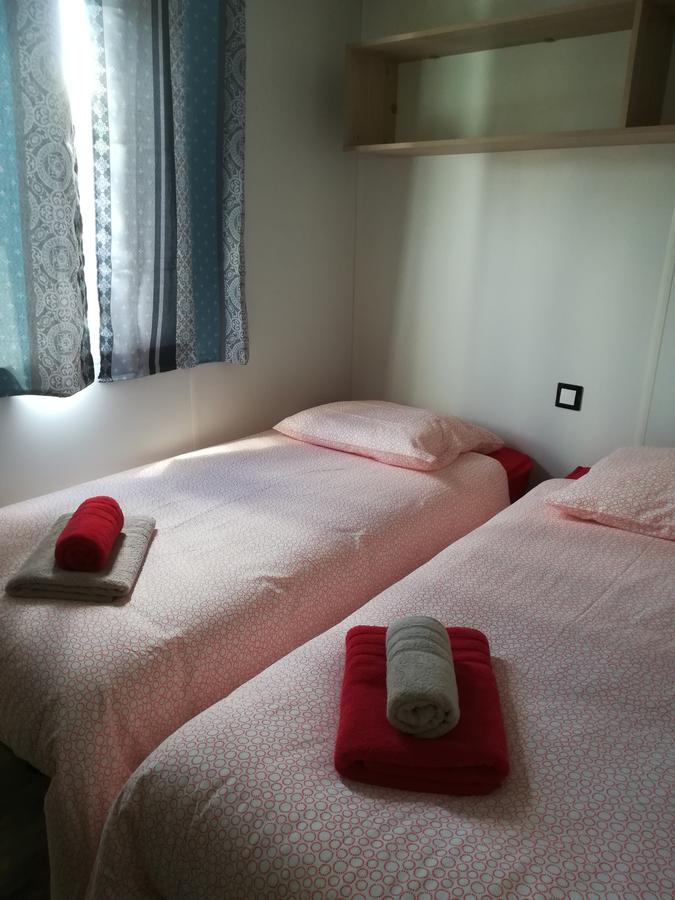 Camping Loisirs Des Groux Mousseaux-sur-Seine Zewnętrze zdjęcie